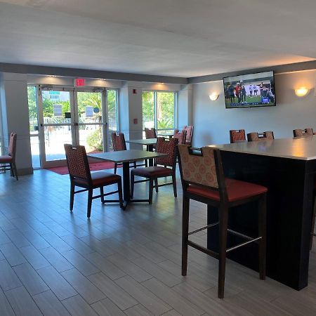Hotel Ramada By Wyndham Luling Esterno foto